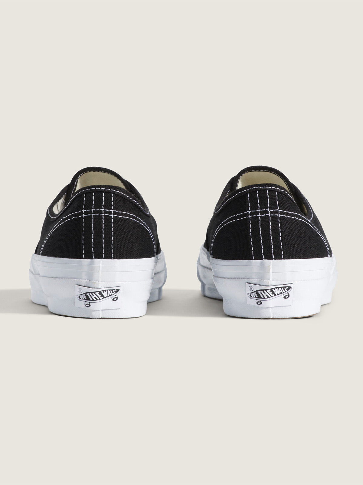 Zapatilla Adulto Premium Authentic Reissue Negro Vans