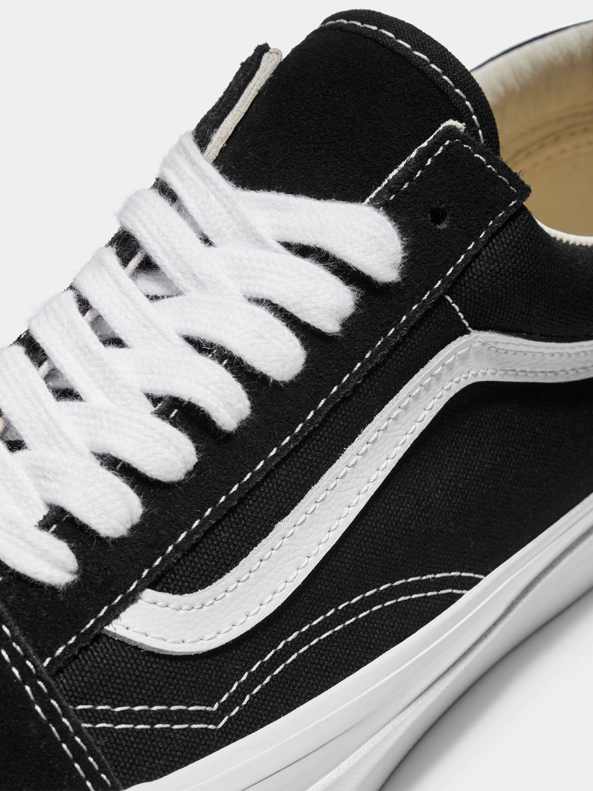 Zapatilla Adulto Premium Old Skool Negro Vans