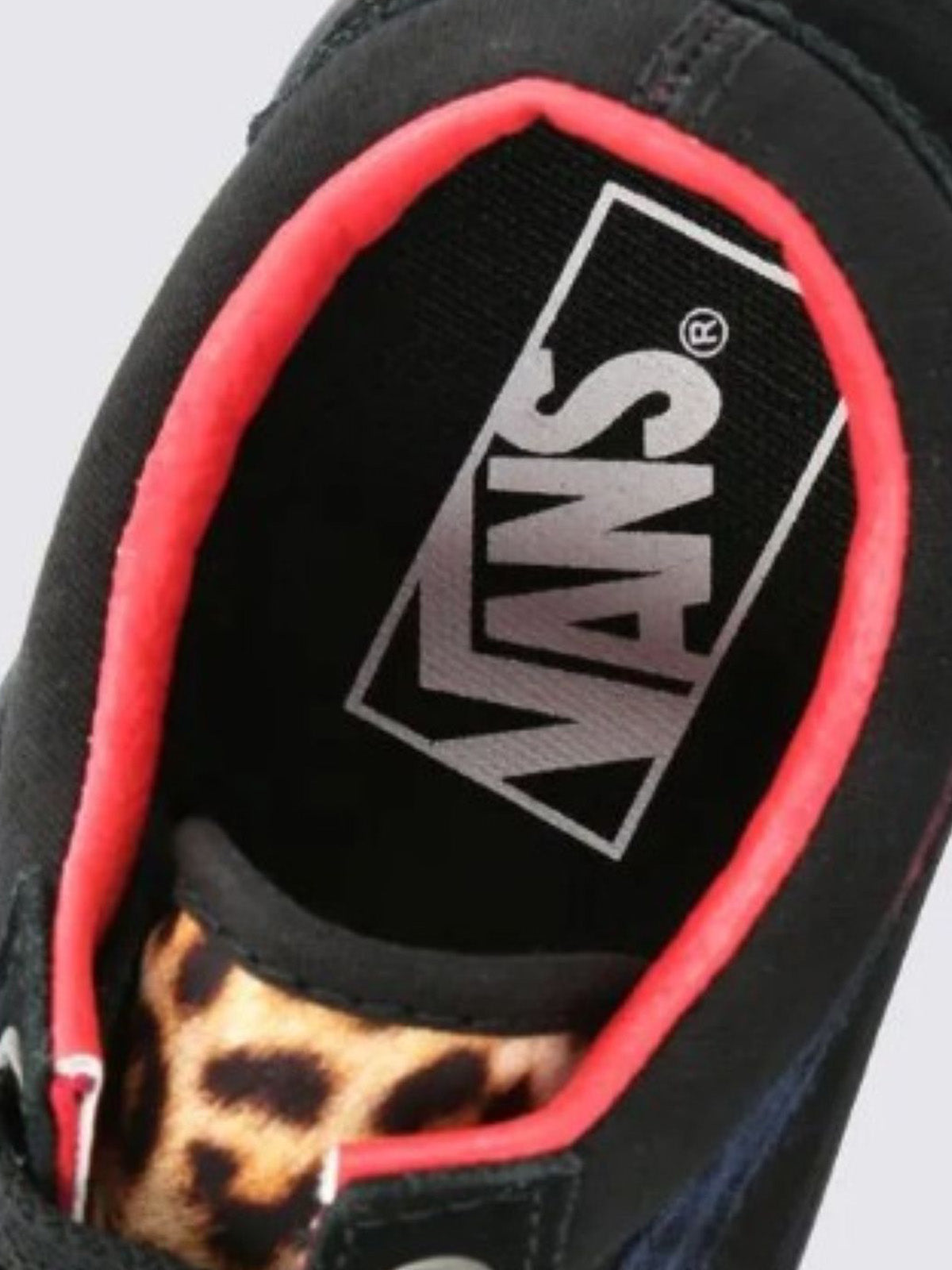 Zapatilla Mujer Old Skool Negra Vans