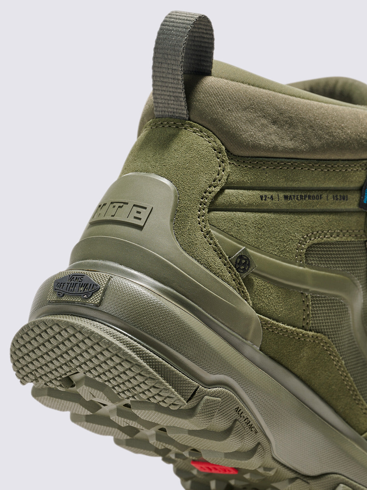 Zapatilla Adulto MTE Crestline Waterproof Verde Vans