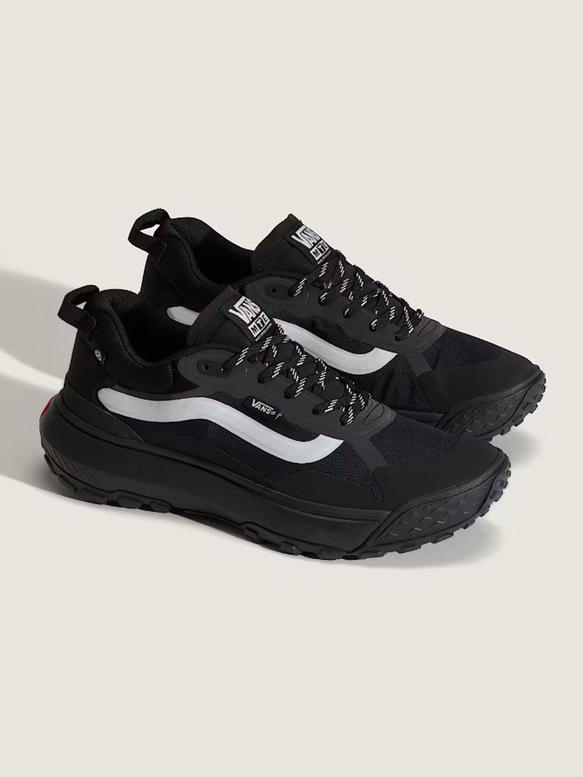 Zapatilla Adulto MTE Crosspath Negro Vans