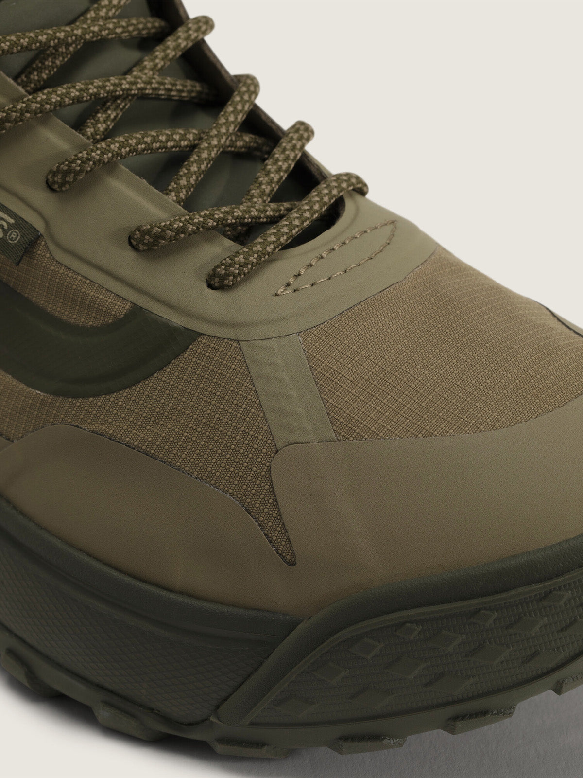 Zapatilla Hombre MTE Crosspath Mid Café Vans