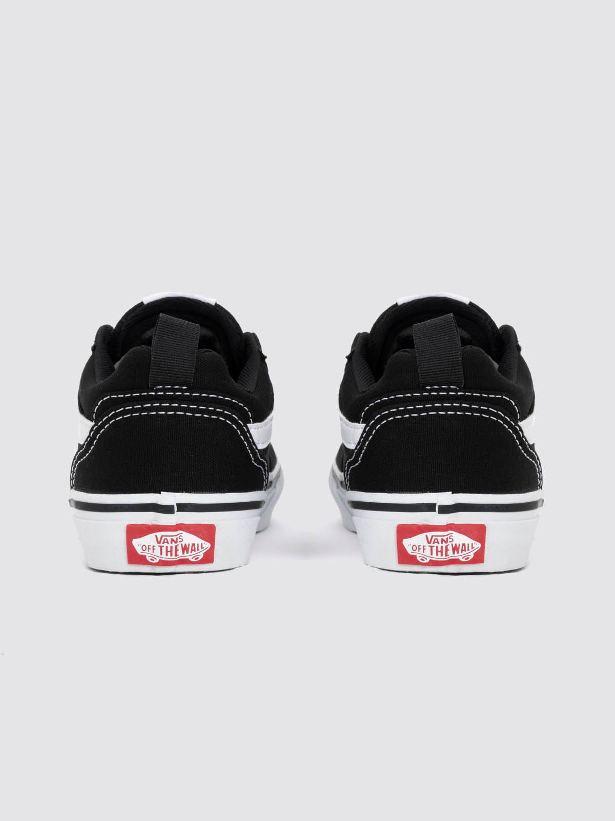 Zapatilla Niño Filmore Negro Vans
