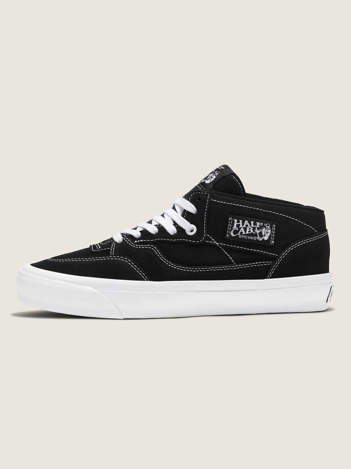 BLACK/WHITE
