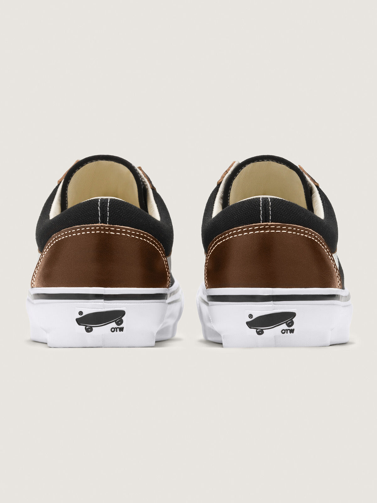 Zapatilla Adulto OTW Old Skool 36 Negro Vans