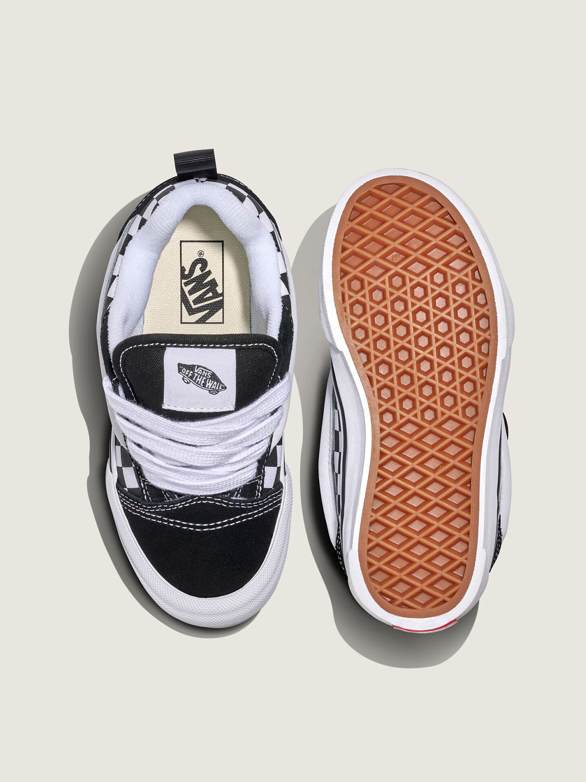 Zapatilla Junior (8 a 14 años) Knu Skool Negro Vans