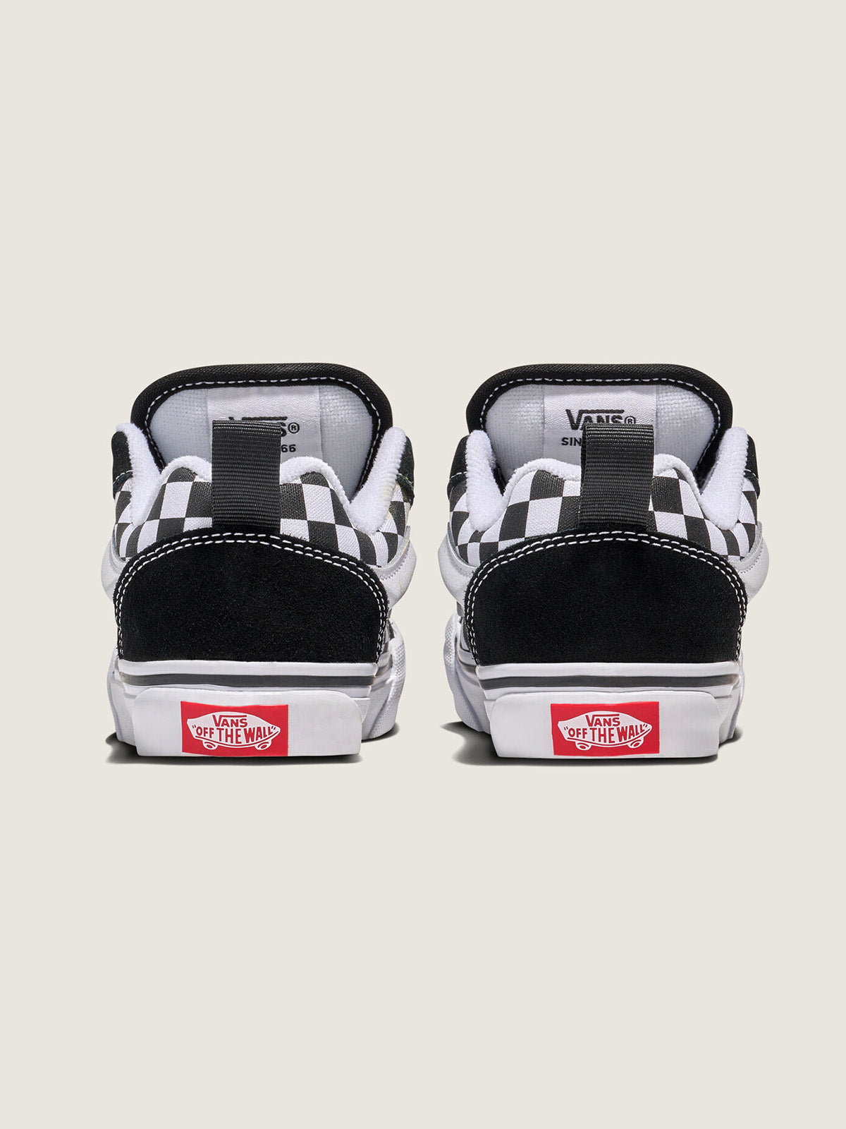 Zapatilla Junior (8 a 14 años) Knu Skool Negro Vans