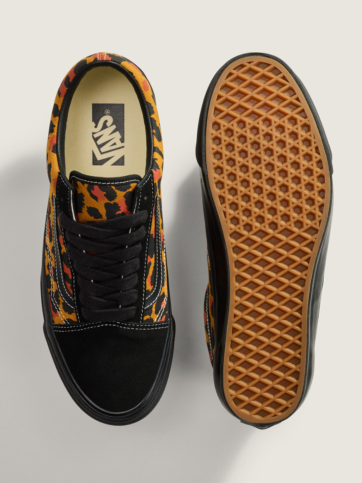 Zapatilla Adulto Premium Old Skool Leopardo Vans