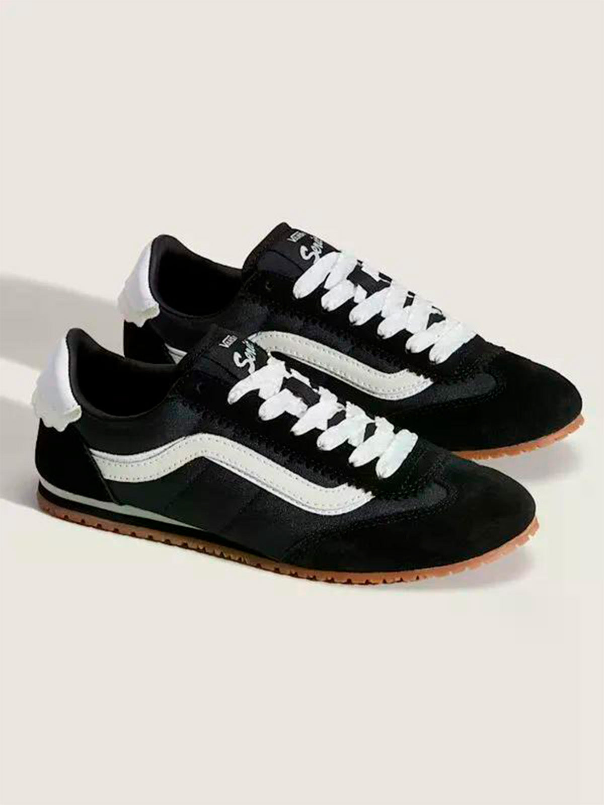 Zapatilla Mujer Super Lowpro Negro Vans