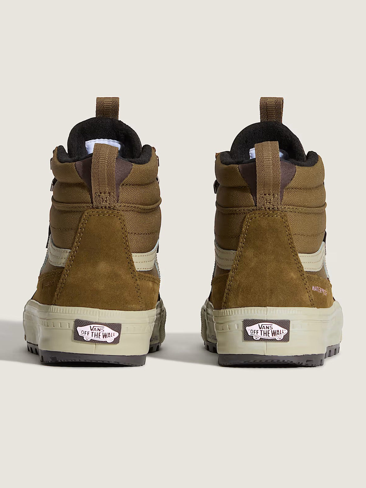 Zapatilla Adulto MTE Sk8-Hi Waterproof Café Vans