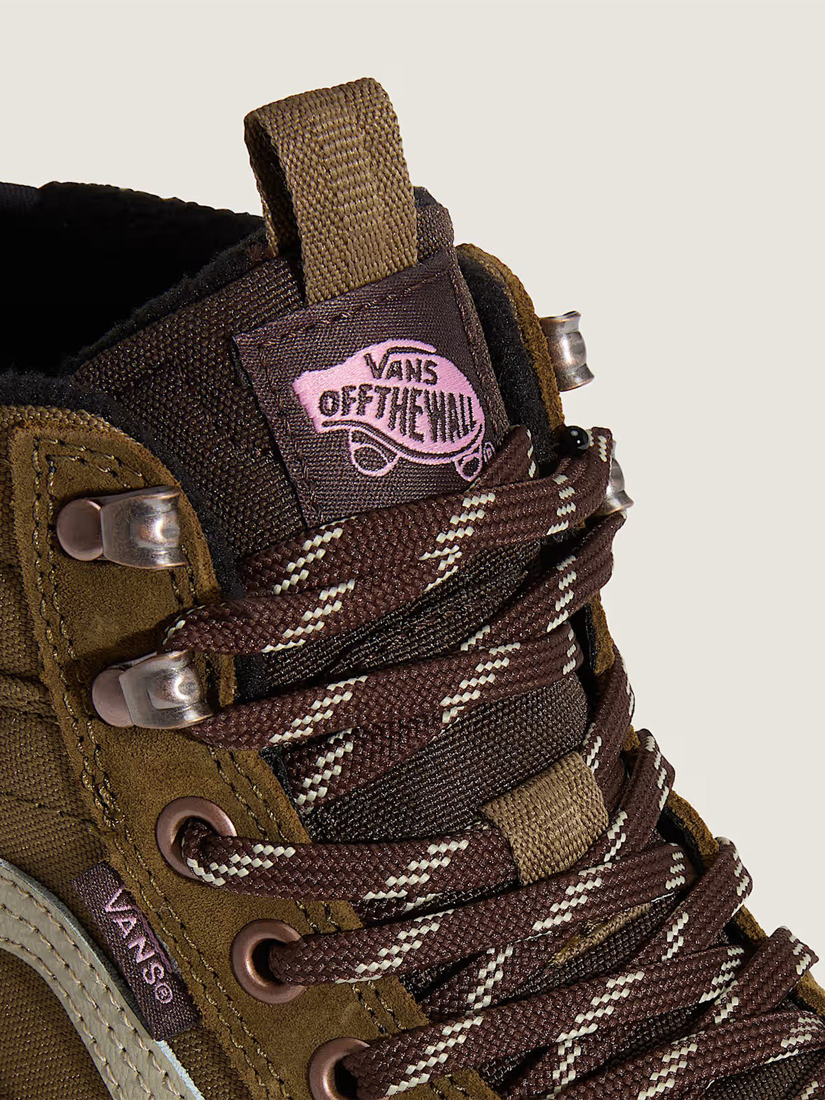 Zapatilla Adulto MTE Sk8-Hi Waterproof Café Vans