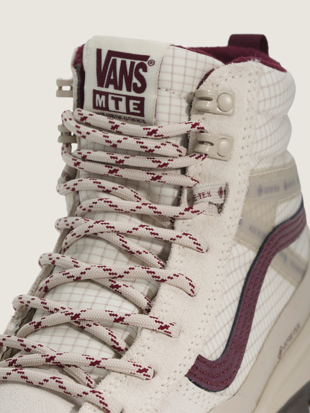 Zapatilla Adulto MTE Sk8-Hi Gore-Tex Blanco Vans