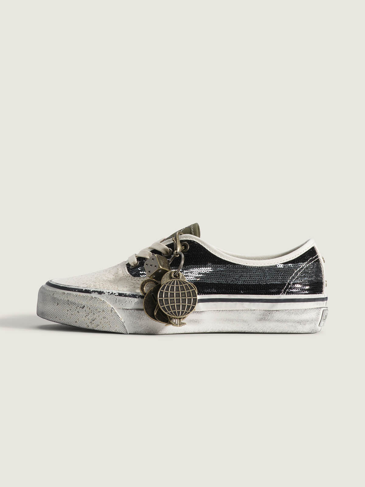 Zapatilla Mujer Premium Authentic 44 Negro Vans
