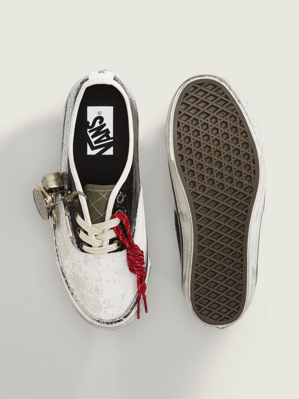 Zapatilla Mujer Premium Authentic 44 Negro Vans