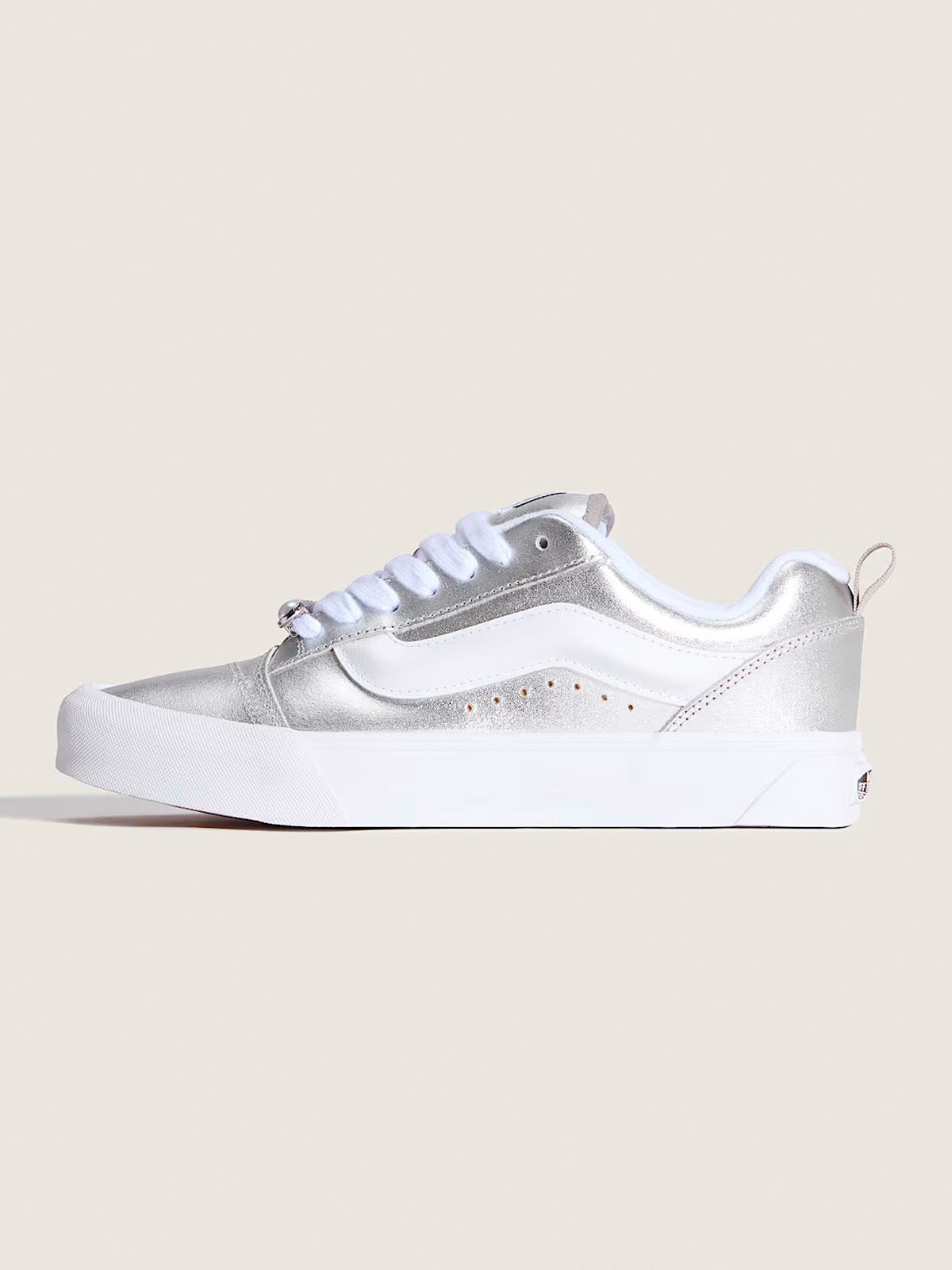 METALIC GREY