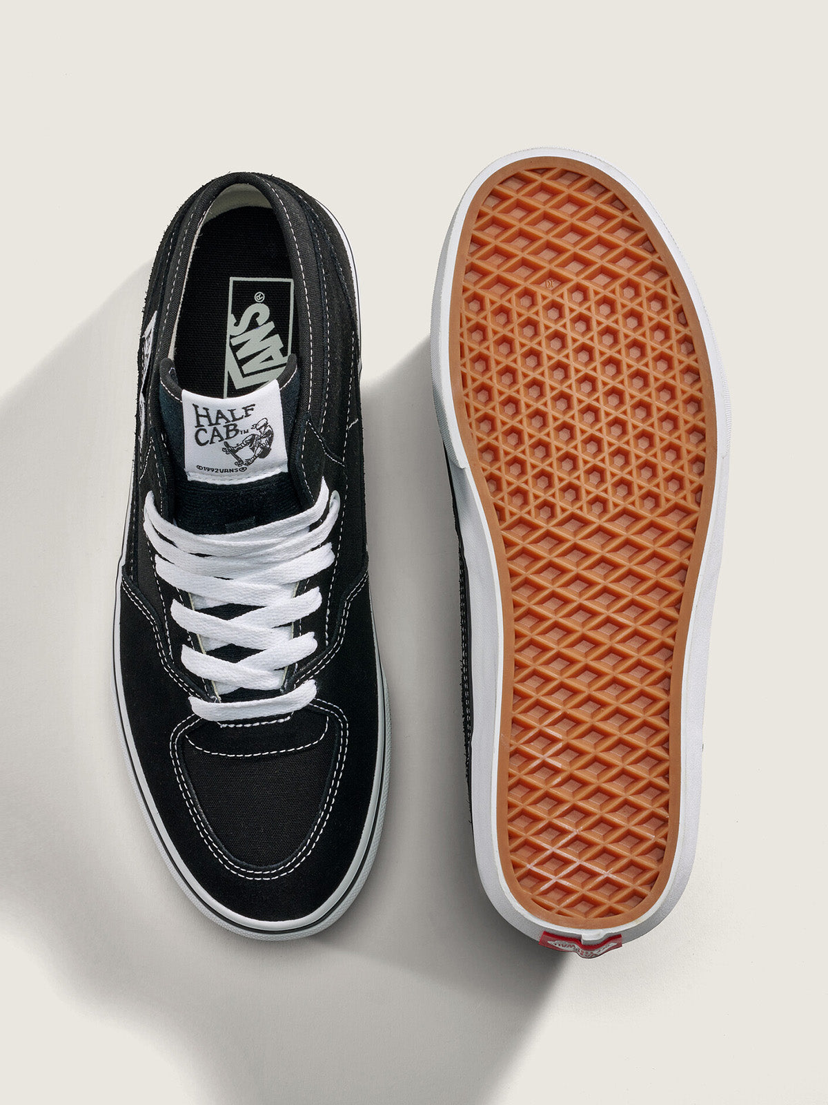 Zapatilla Adulto Half Cab Decon Negro