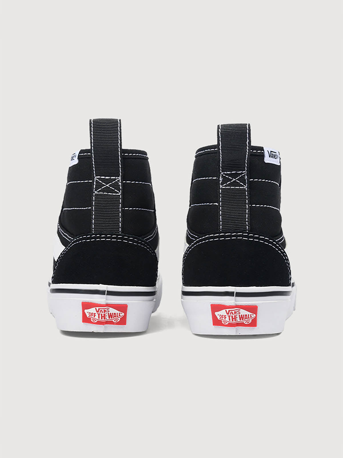 Zapatilla Junior (8 a 14 años) Ashwood Hi Negro Vans