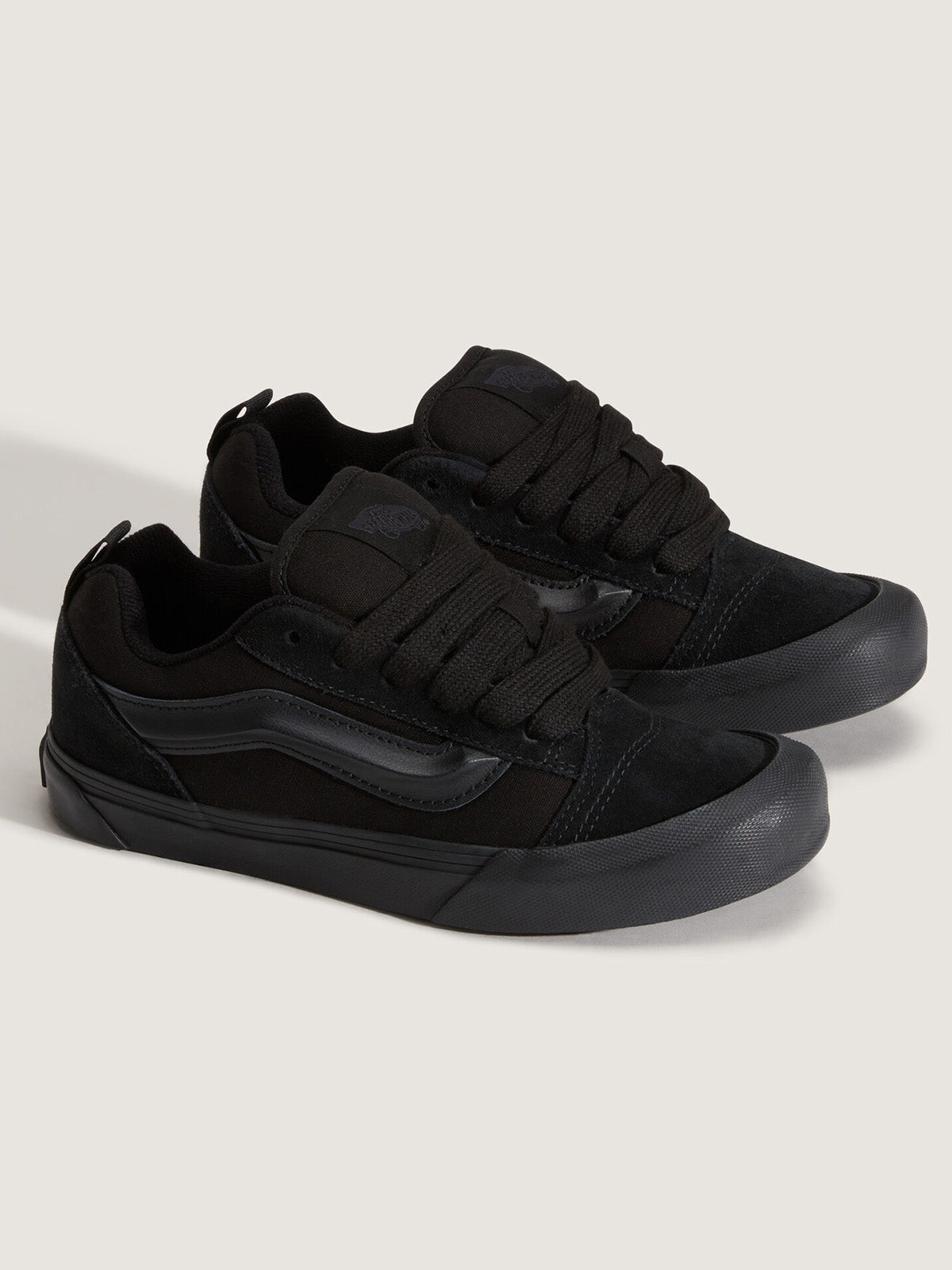 Zapatilla Junior (8 a 14 años) Knu Skool Negro Vans
