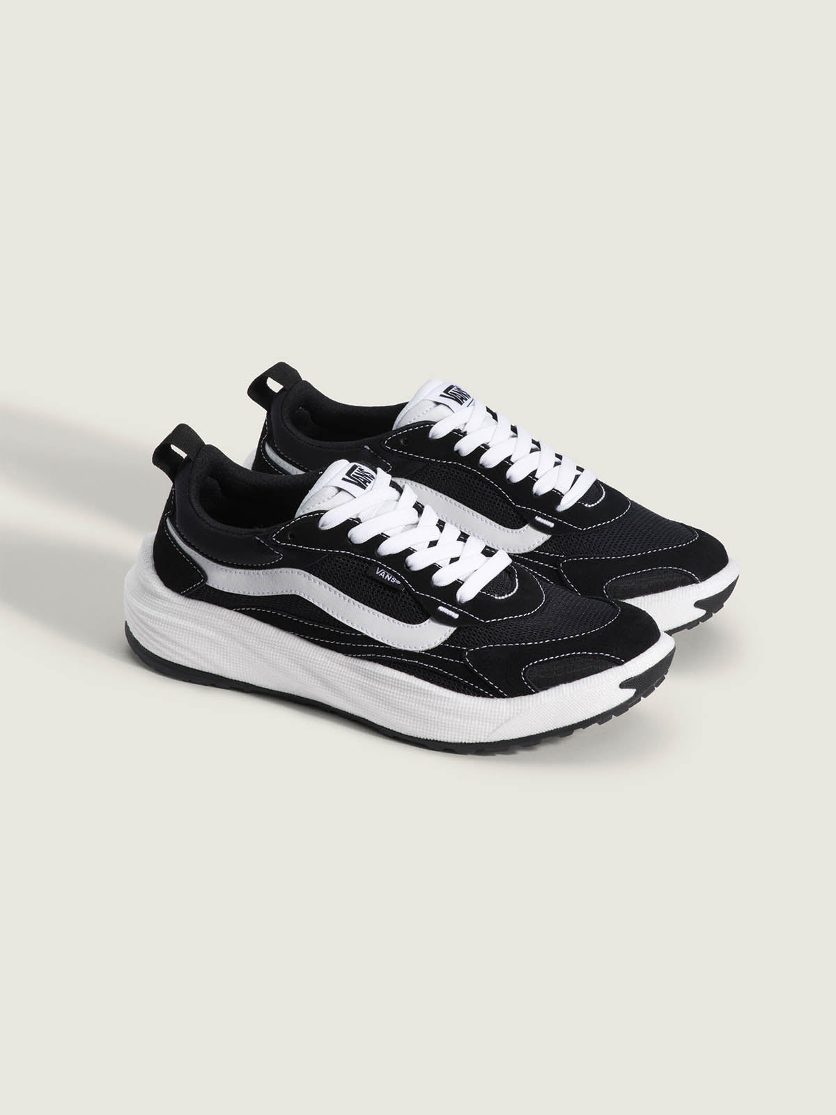 Zapatilla Adulto Ultrarange Neo 2.0 Negro Vans