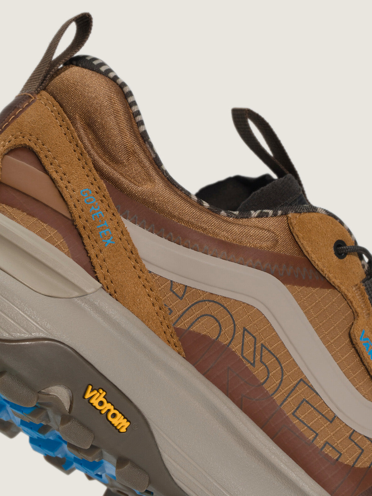 Zapatilla Hombre Crosspath Xc Gore-Te Café Vans