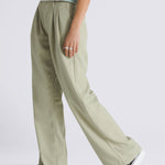 Pantalon Mujer AlDer Relaxed Pleate Beige Vans