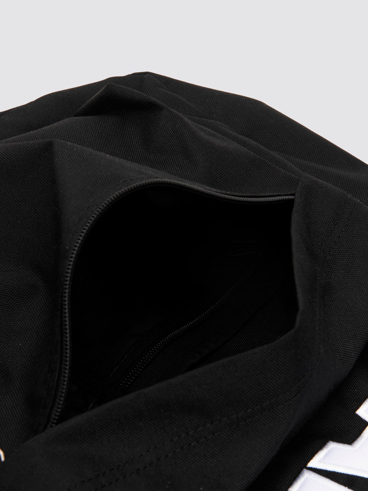 Mochila Old Skool Drop V Negra Vans