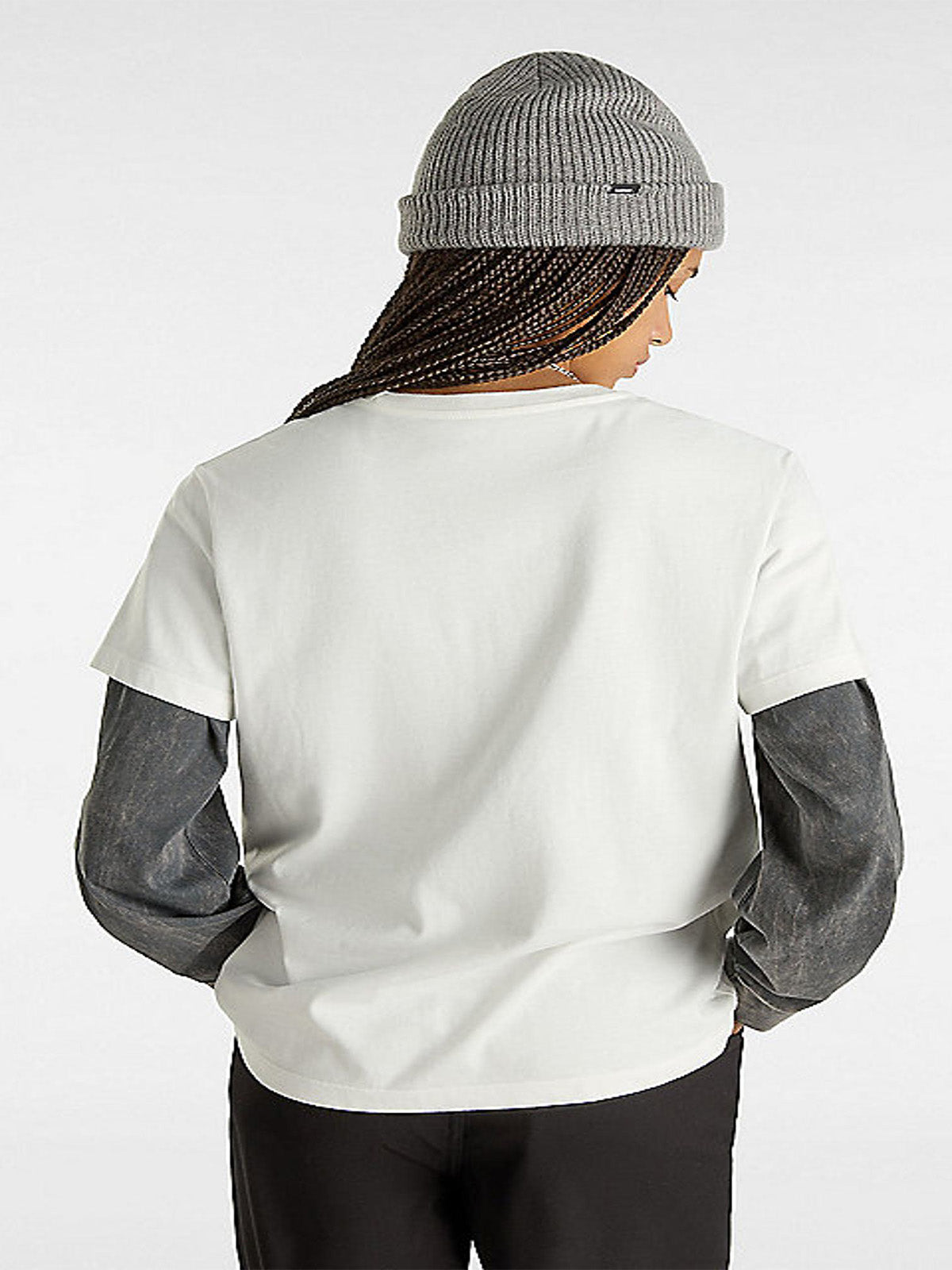 Polera M/C Mujer Earthbpund Outsized Negro Vans