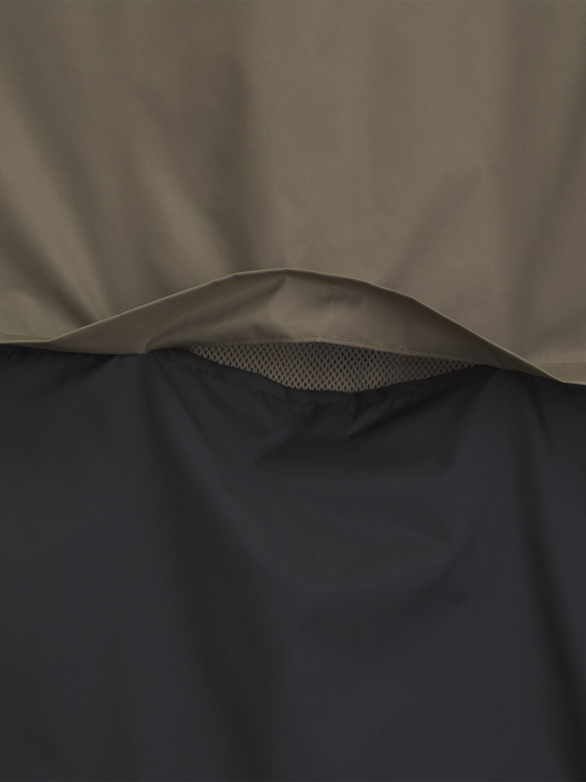 Chaqueta Hombre Mte Lewis Windbreake Negro Vans