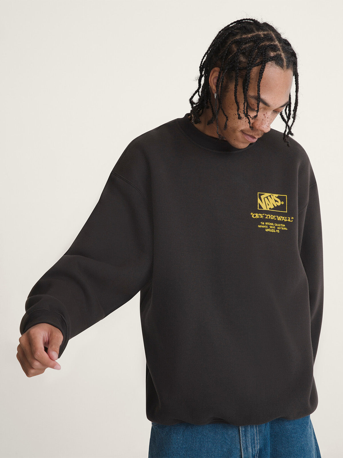 Poleron Hombre Circle Bones Formula Negro Vans