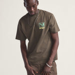 Polera M/C Hombre Art Production Café Vans