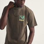 Polera M/C Hombre Art Production Café Vans