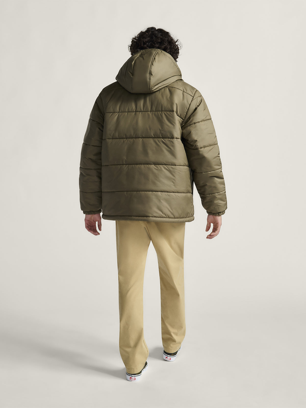 Chaqueta Hombre Mte Hillgate Puffer Gris Vans