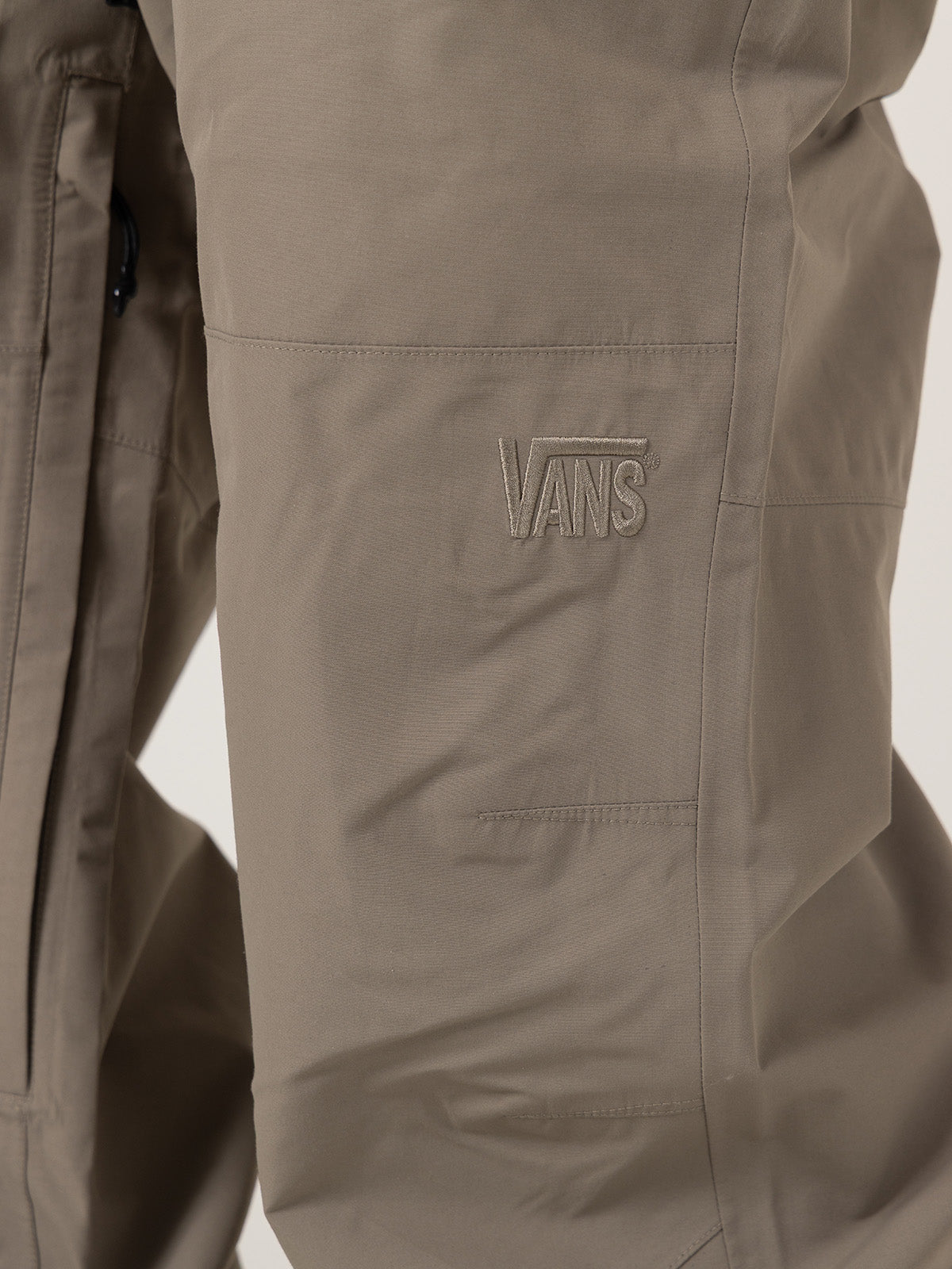 Pantalón Hombre Mte Daze 3L Bib Oliva Claro Vans