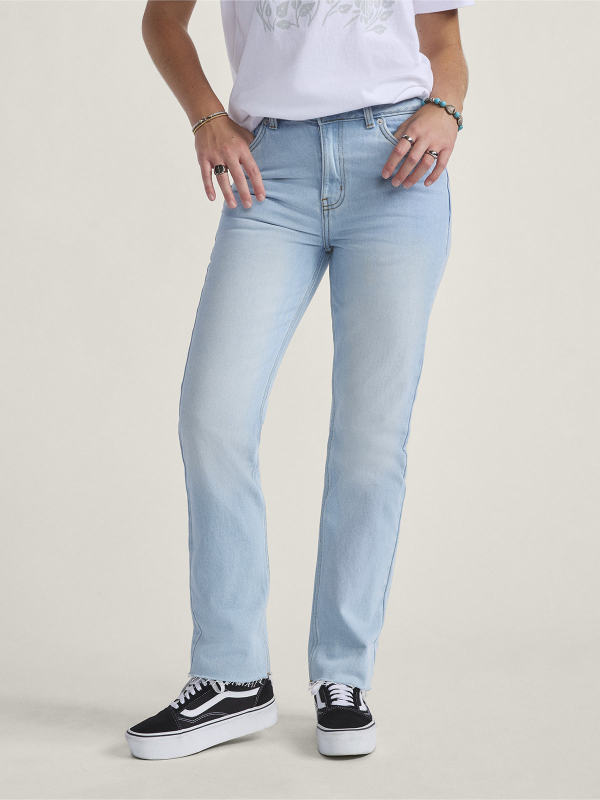Pantalon Mujer Annabelle Straight Celeste Vans