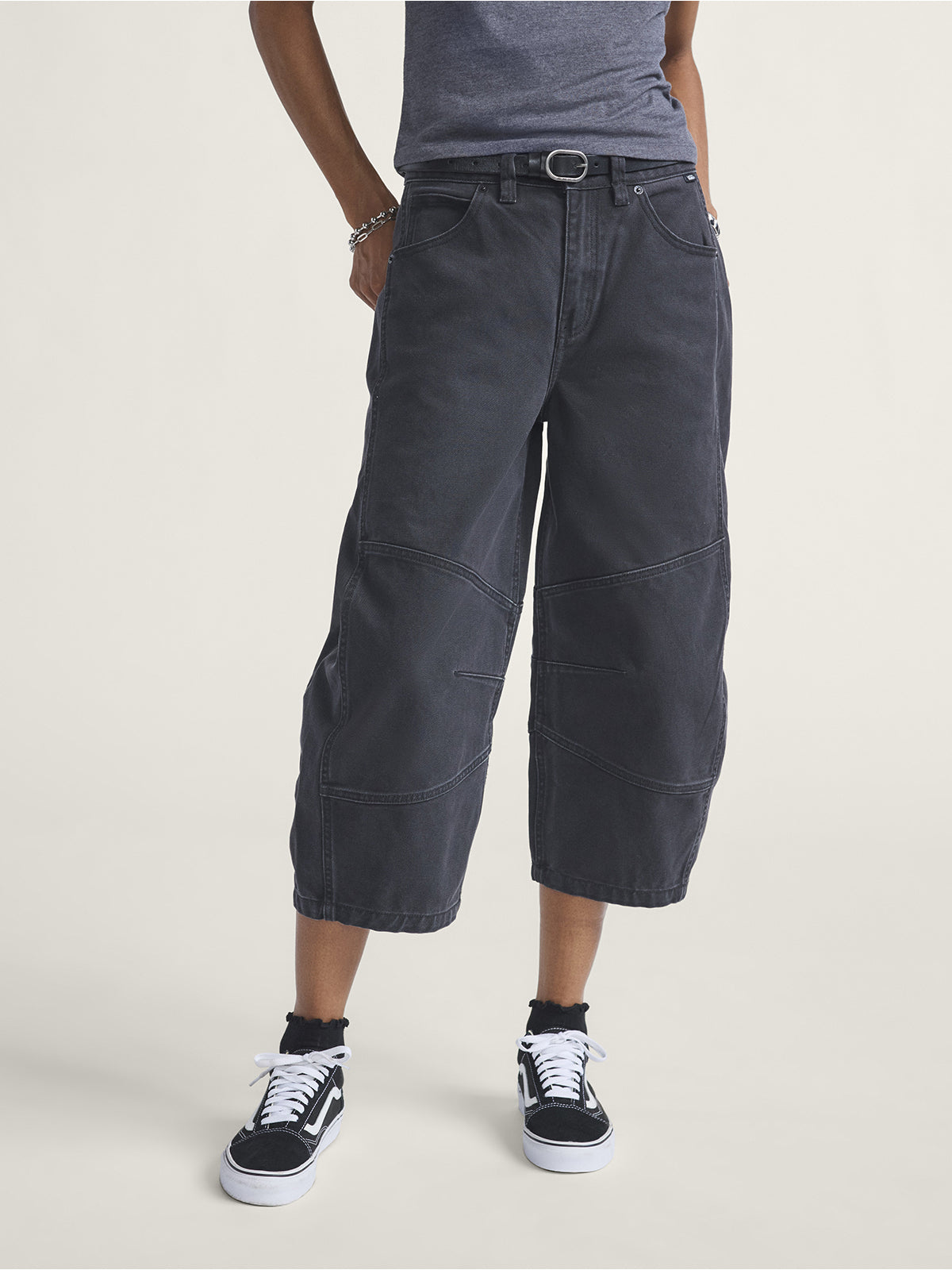 Pantalon Mujer Blaire Cropped Barre Negro Vans