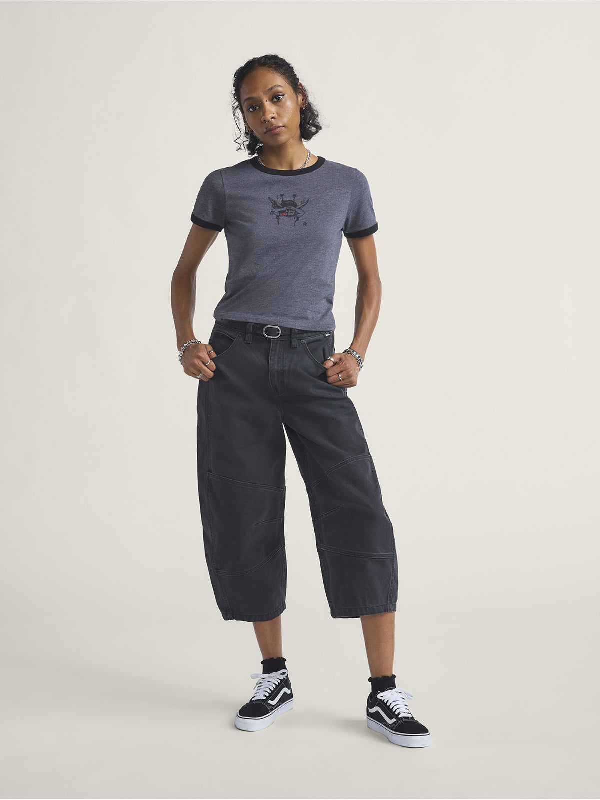 Pantalon Mujer Blaire Cropped Barre Negro Vans