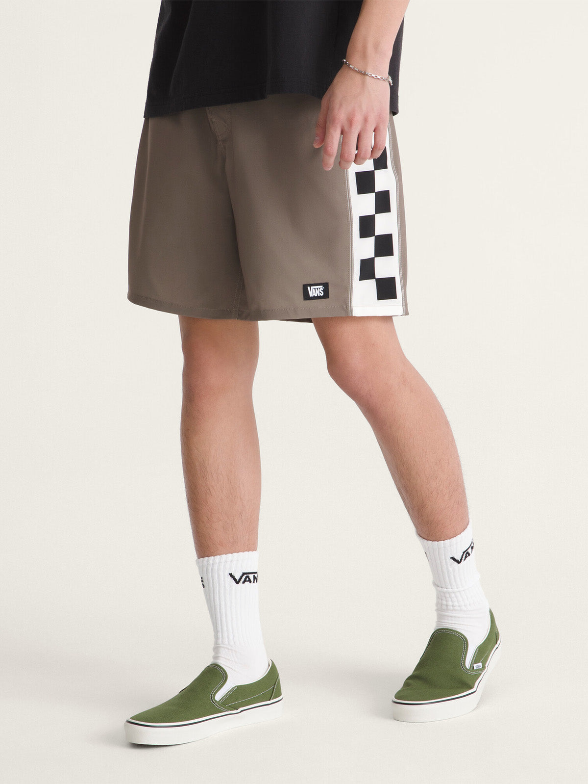 Shorts Hombre Daily Sideline Gris Vans