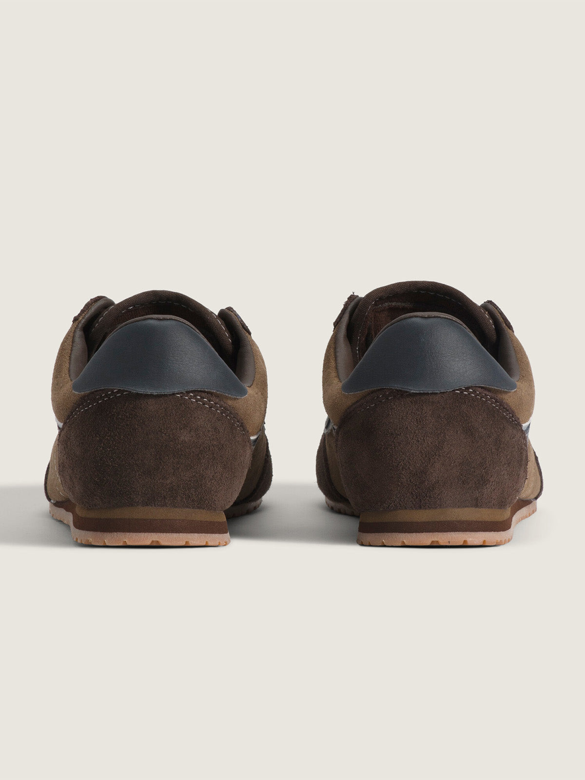 Zapatilla Adulto Super Lowpro Café