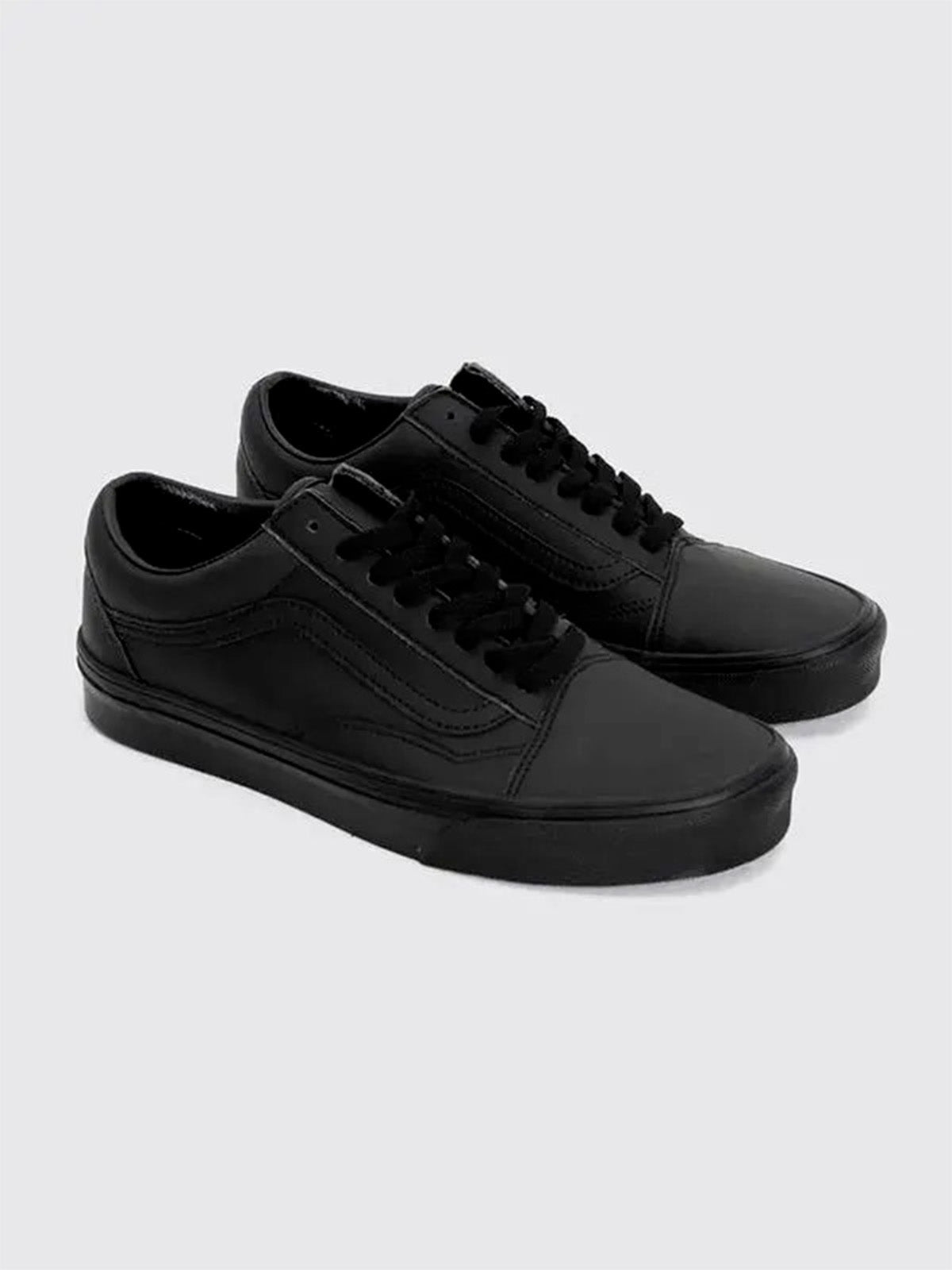 Zapatilla Adulto Old Skool Cuero Negro Vans