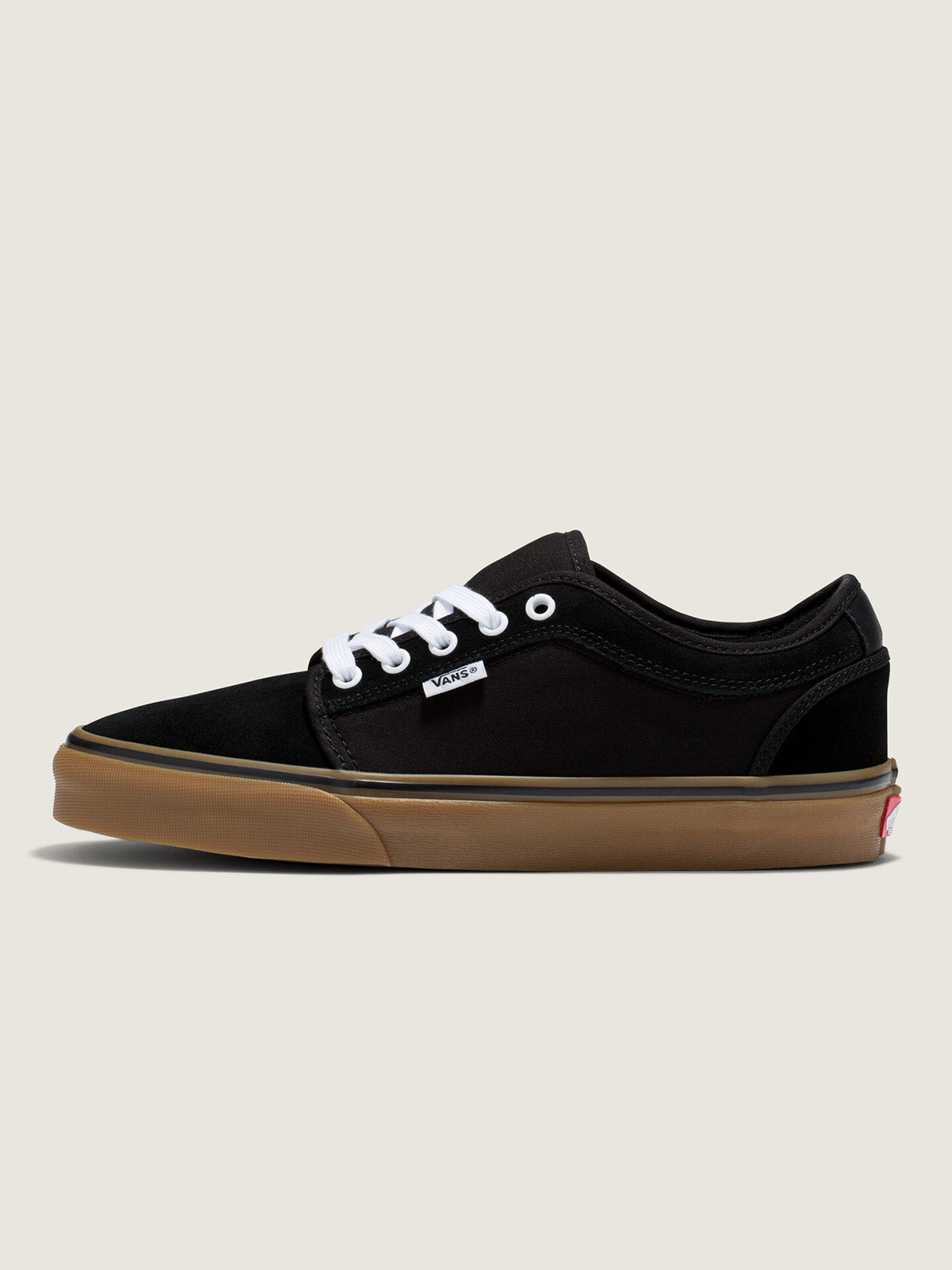 Zapatilla Skate Chukka Low Negro Vans