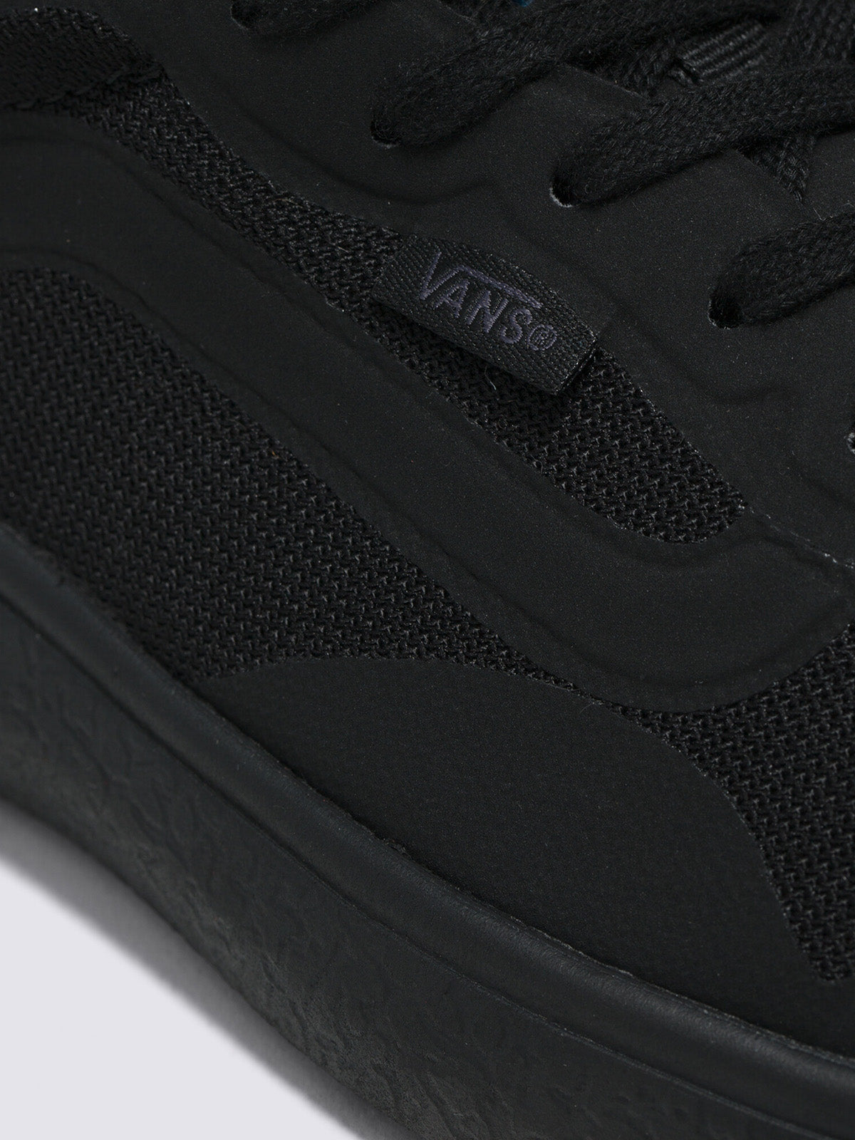 Zapatilla Adulto Ultrarange Exo Negro Vans