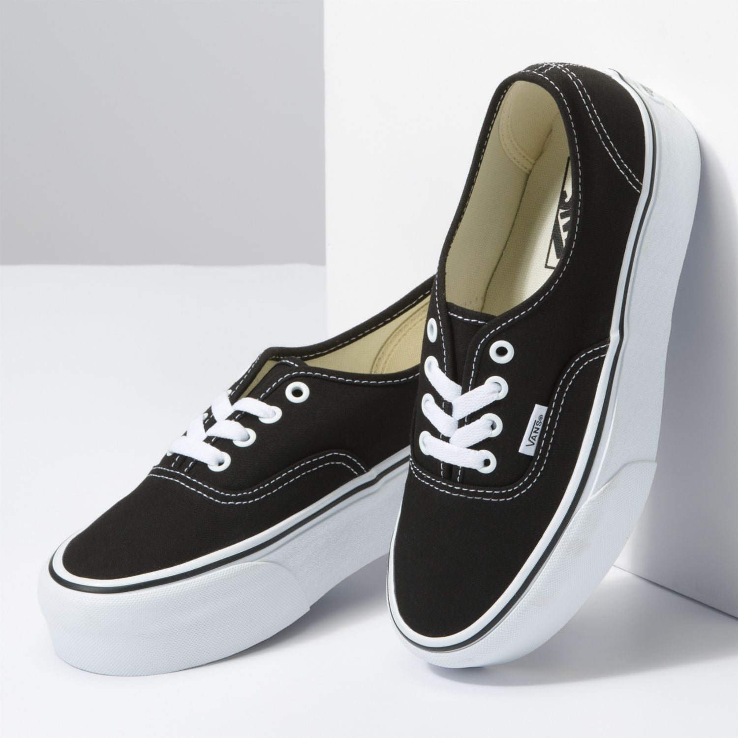 Zapatillas UA Authentic Stackform Canvas Canvas Black/True White