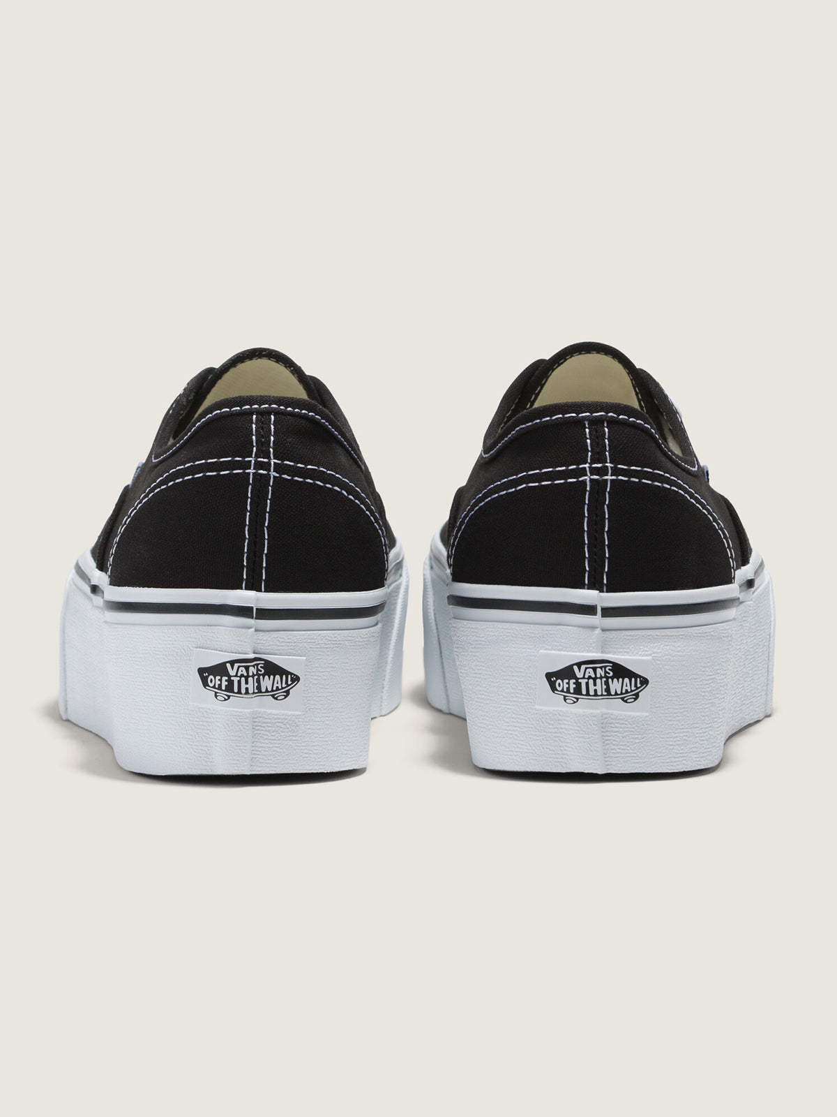 Zapatilla  Authentic Stackform Canvas Negro Vans