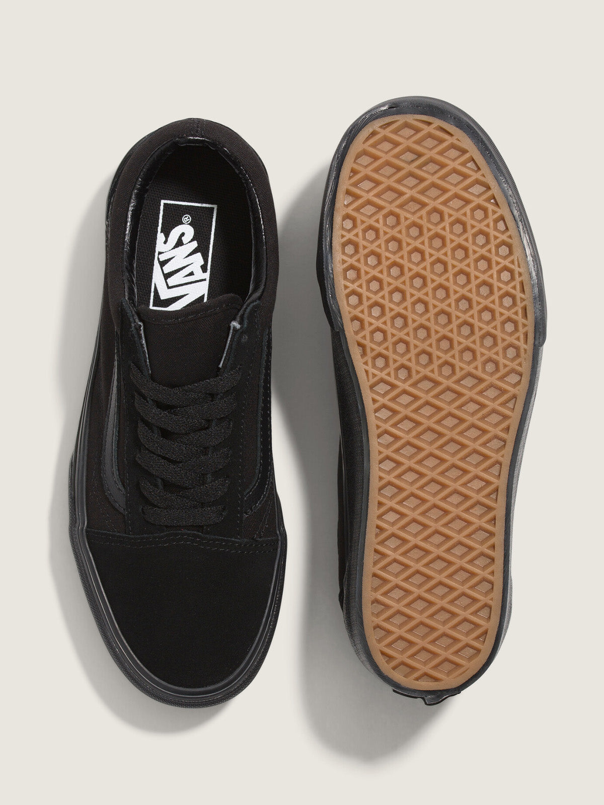 Zapatilla Mujer Old Skool Stackform Negro Vans